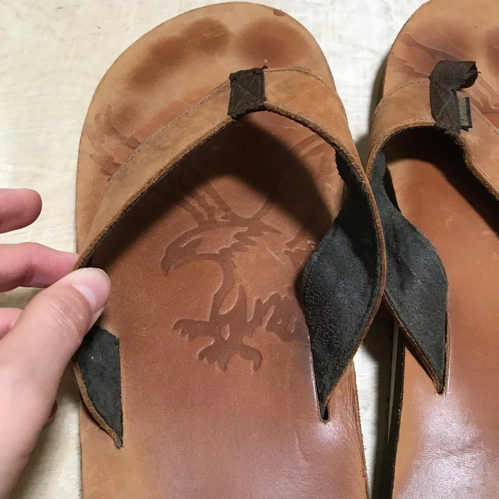 Rare American Eagle Leather Flipflops Men’s Size 13/14